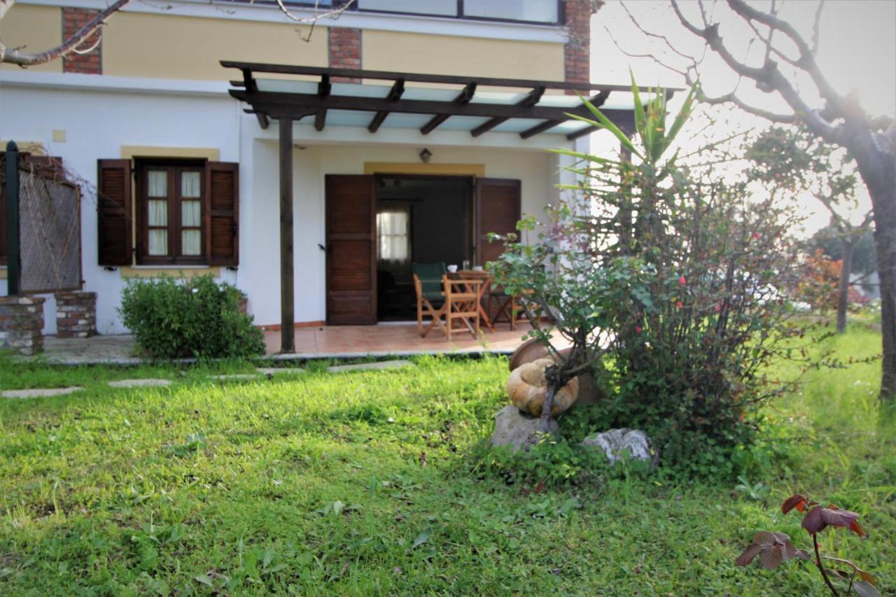 Vateri Hotel Límni Exterior foto